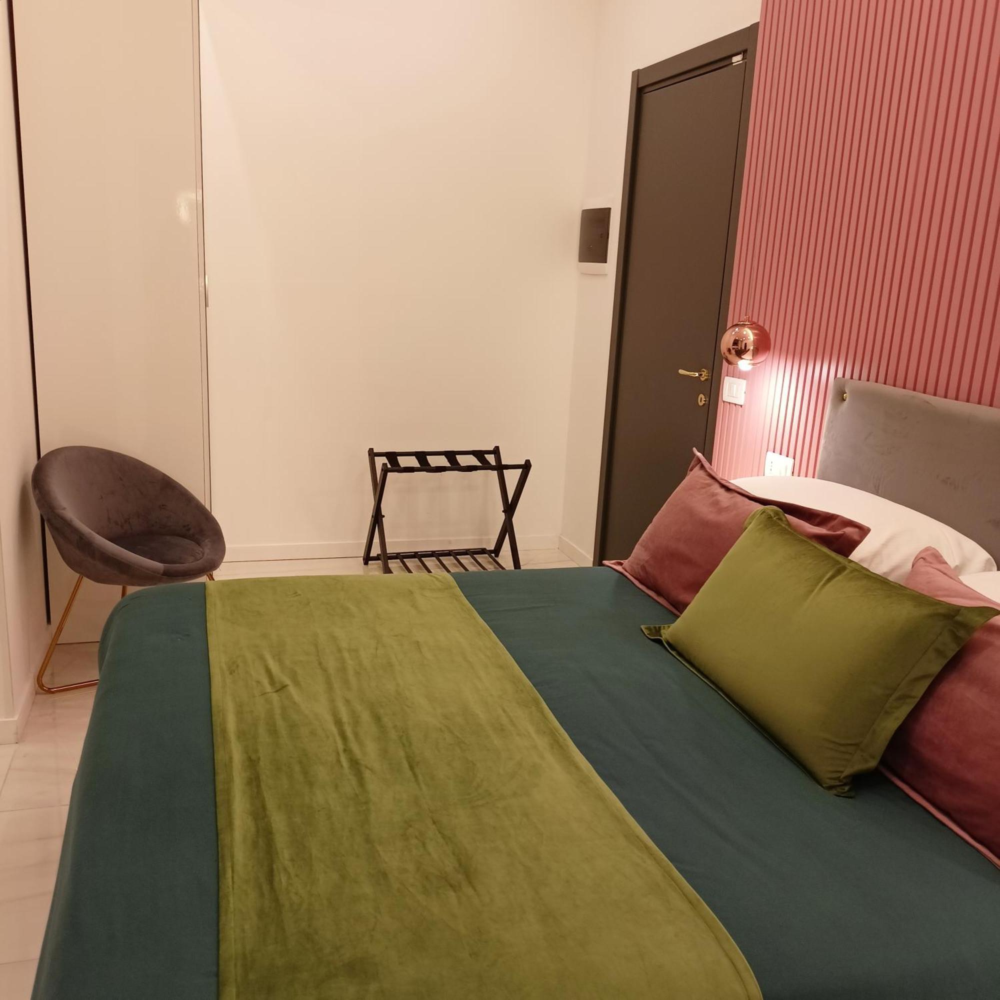 La Lepre Bovio Hotel Наполи Екстериор снимка