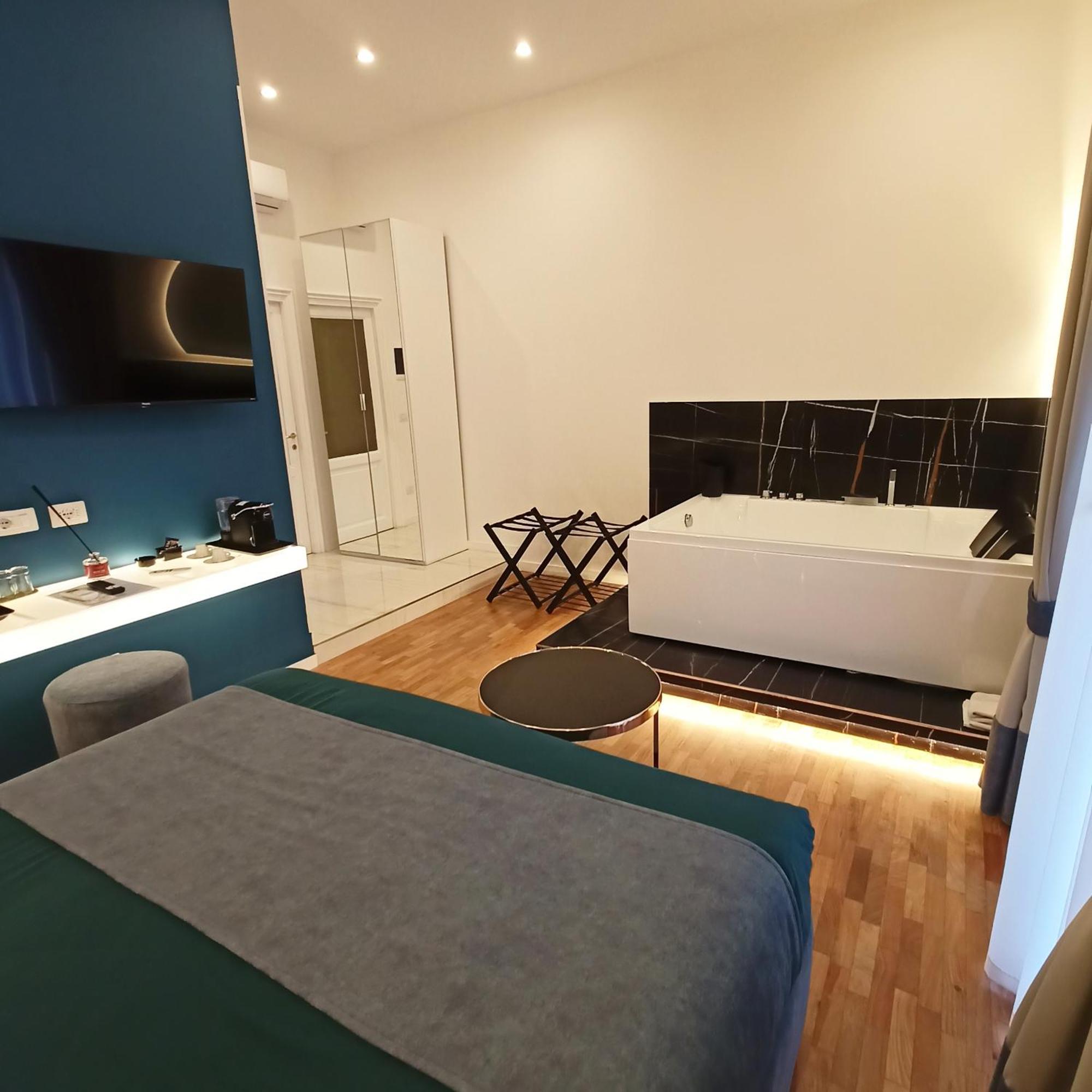 La Lepre Bovio Hotel Наполи Екстериор снимка